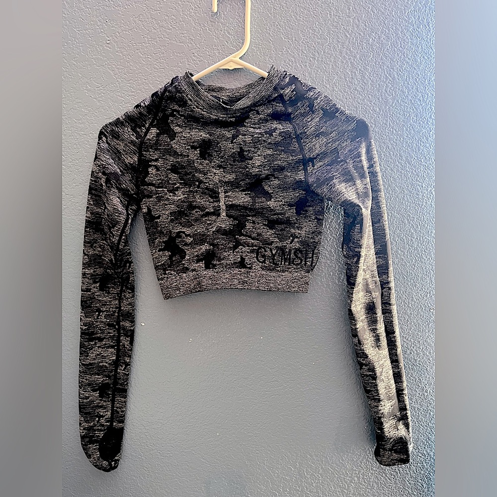 Gym Shark athletic long sleeve shirt
